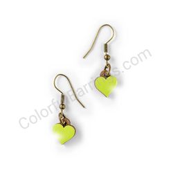 Wooden heart-shaped drop earrings - Pure Heart (green, heart-shaped)