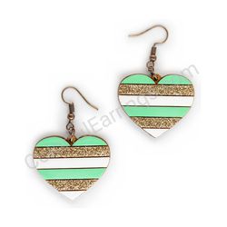 Wooden Drop Heart-shaped Earrings - Linear Love (heart-shaped), Green