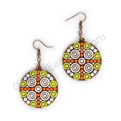 Wooden handmade mandala earrings - Target Glow (red-green, medium)